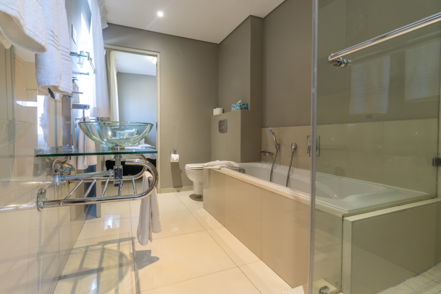 2 Bedroom Property for Sale in Bloubergstrand Western Cape